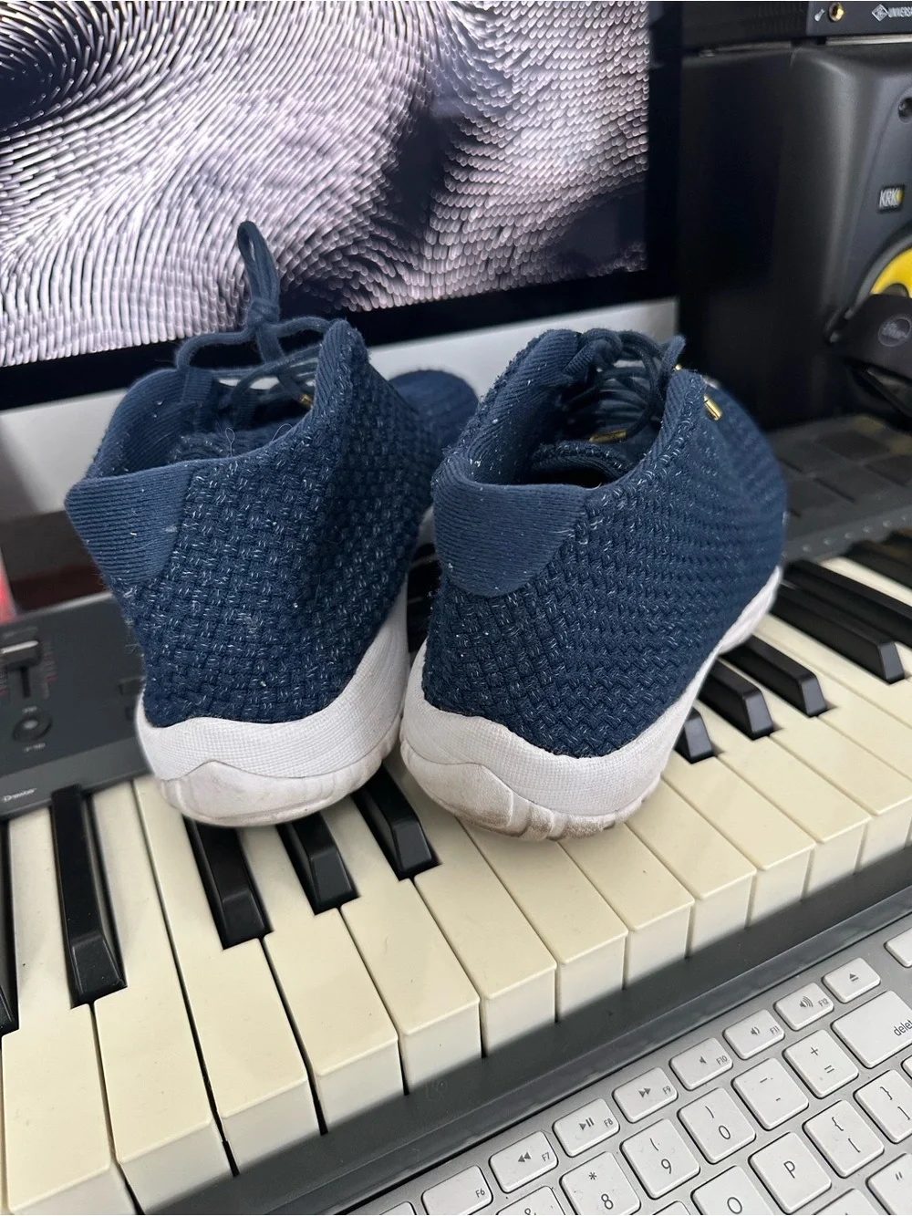 Nike Air Jordan 11 Future Midnight Navy Blue Men’s Size 9.5